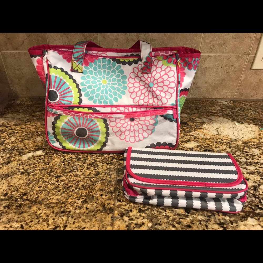 Thirty-One Gifts True Beauty make-up/travel bag